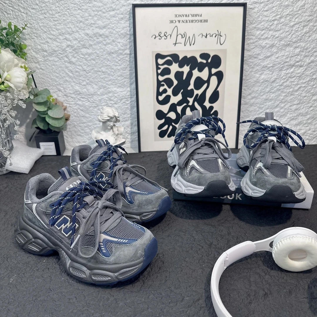 2025冬季新款加绒潮流韩版冬休闲女鞋8225