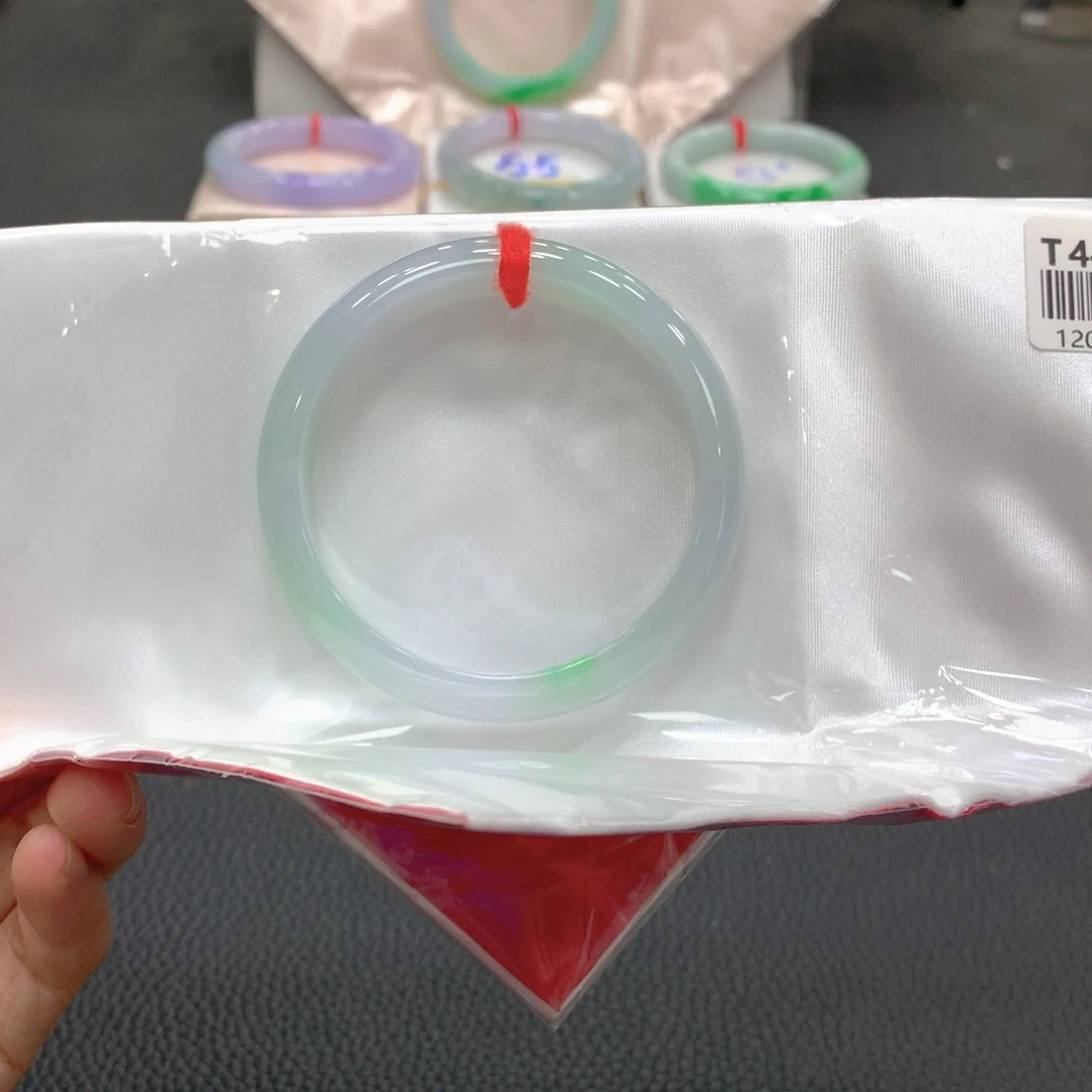 翡翠未镶嵌手镯19