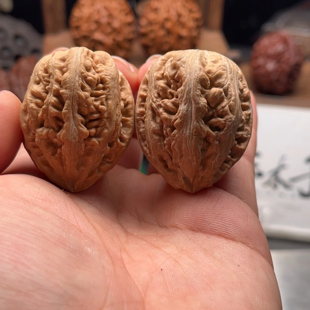 文玩核桃把件关东木子家楸大胖52