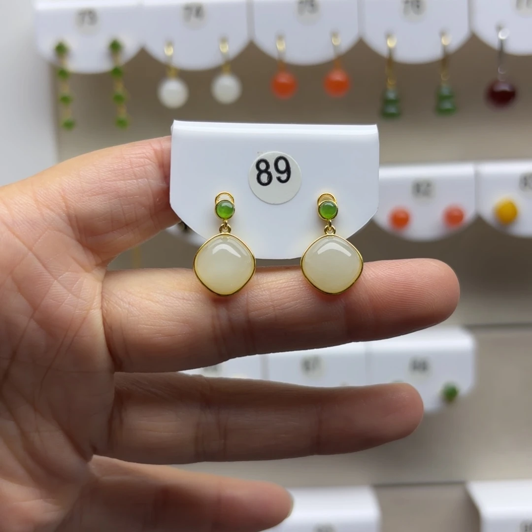 银S925镶嵌和田玉耳饰