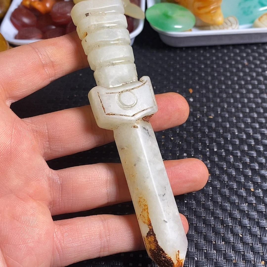 岫岩老玉（透闪石质玉）未镶嵌珠宝奇石