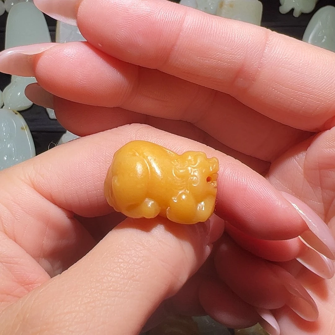 颈饰未镶嵌和田玉土*孙