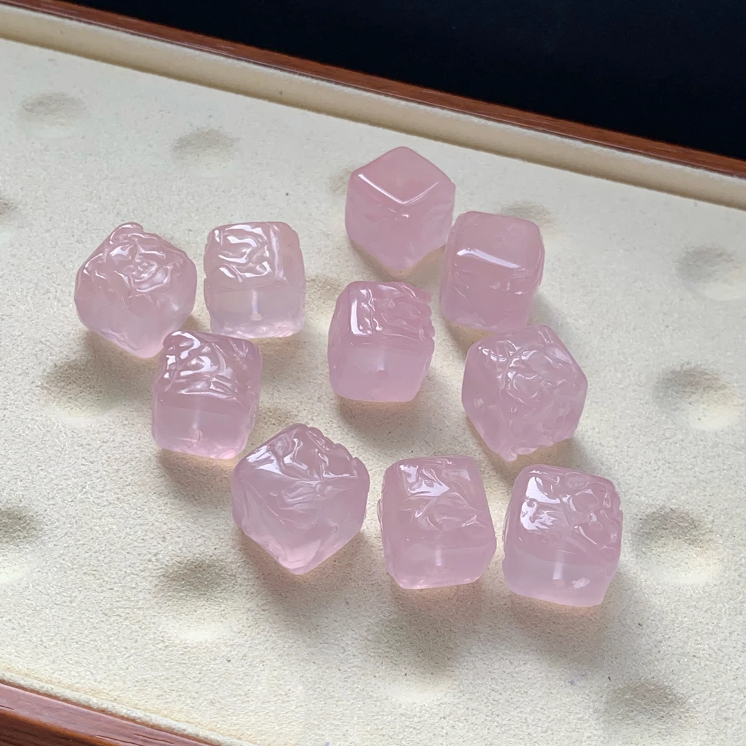 PJ012粉水晶芙蓉石方糖配饰DIY手工凤凰花多样性发一