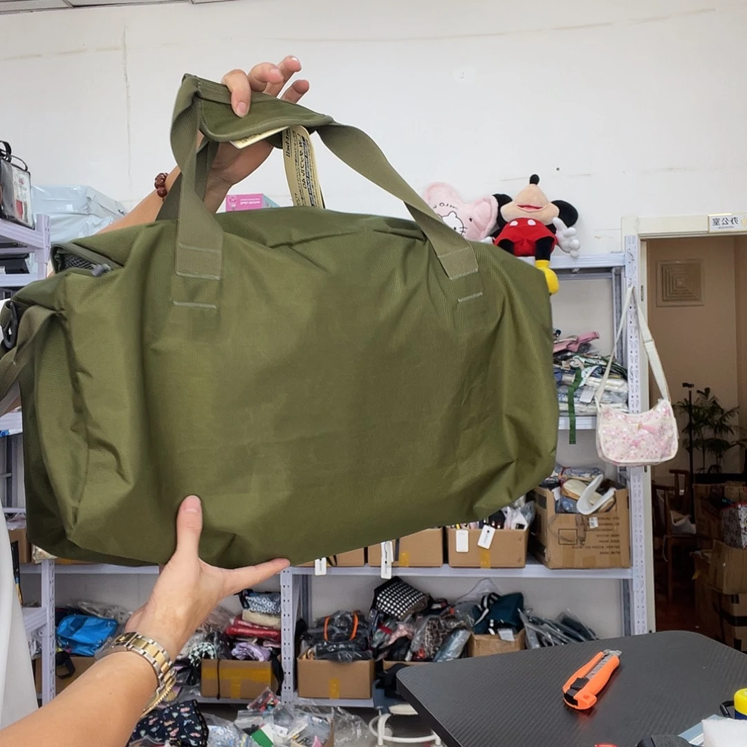 PU化妆包等产品和产品