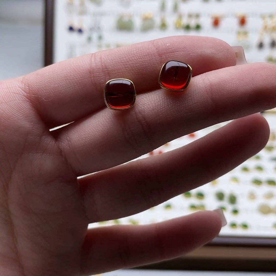 和田玉未镶嵌耳饰