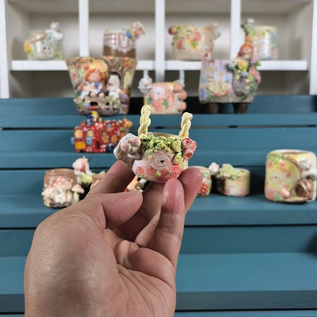 玫瑰花篮子 小兔  手绘多肉花盆