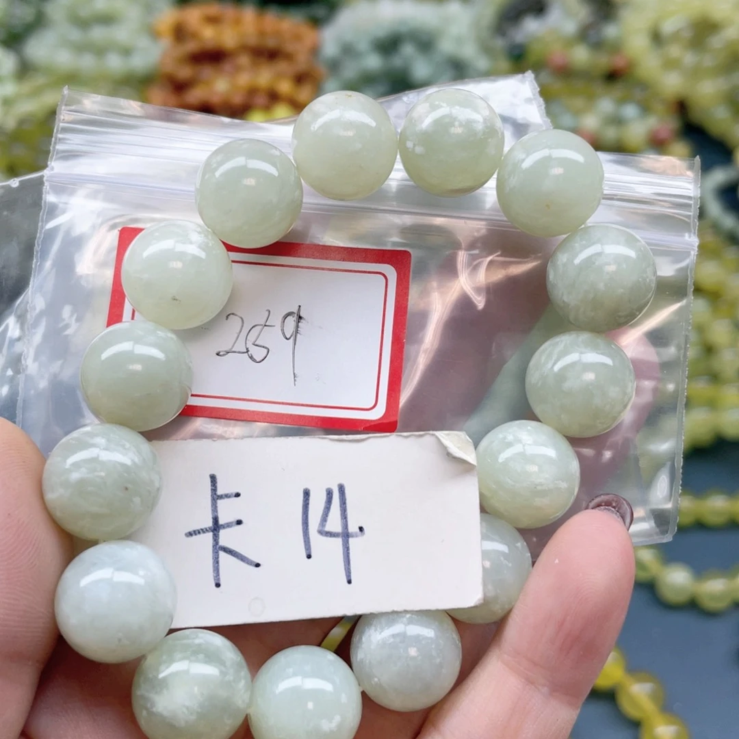 未镶嵌蛇纹石玉手链