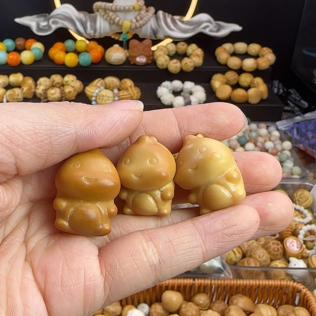 菩提根/象牙果吊坠主*瑕疵奶龙3