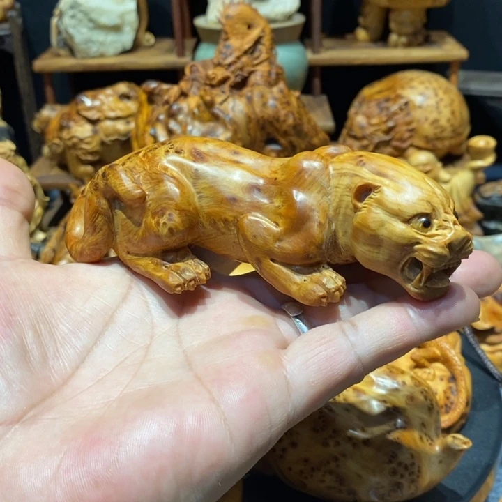 柏木（崖柏）崖柏玉化料豹子