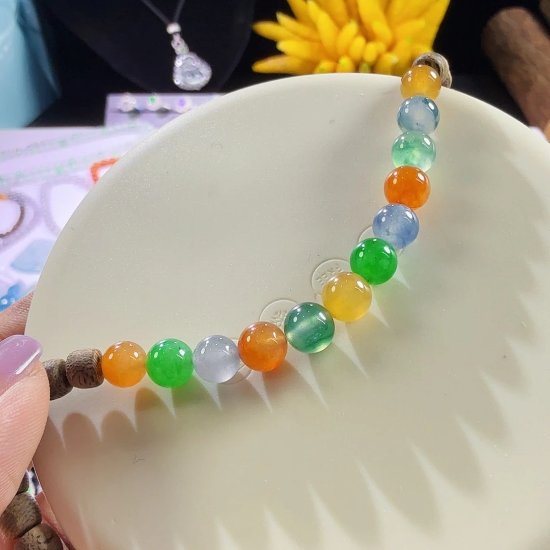 翡翠未镶嵌颈饰裸石