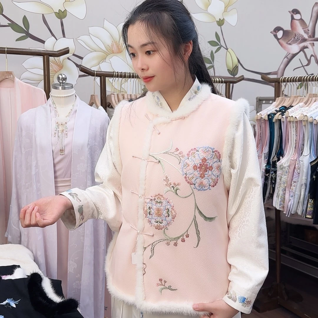 刺绣12.真丝苏绣棉服马甲外套