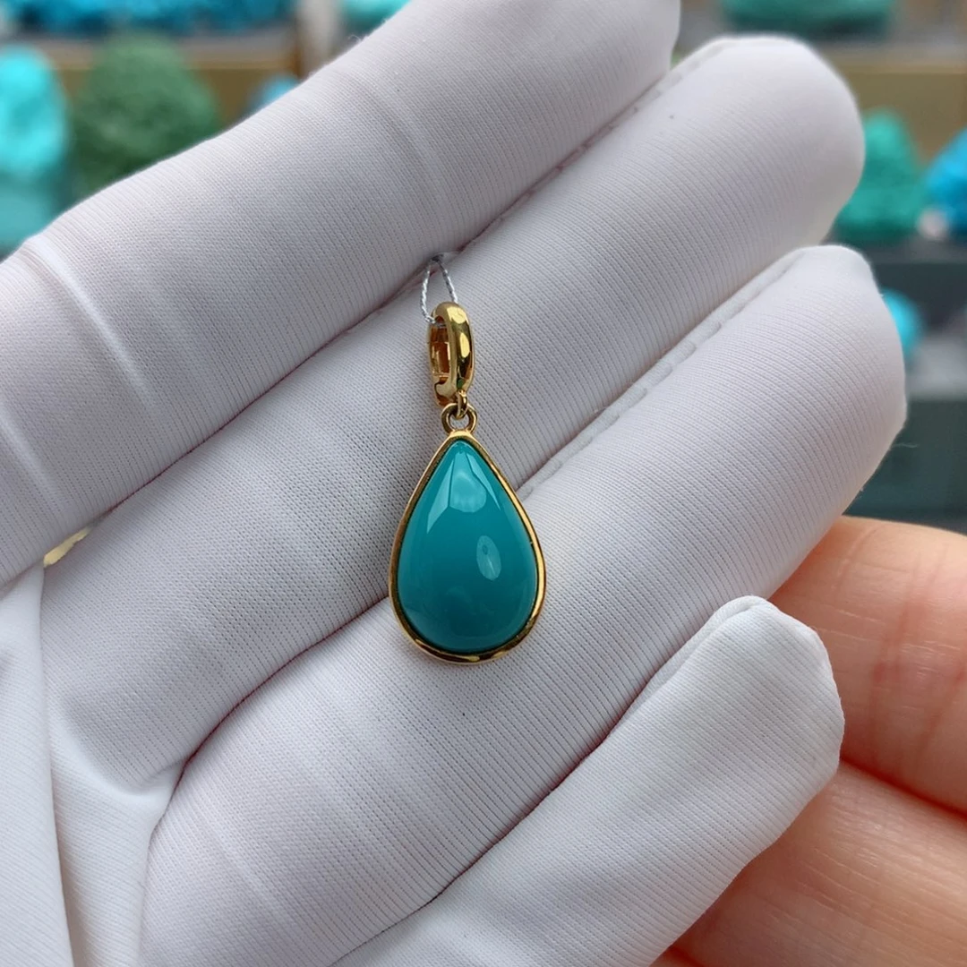 绿松石18K金镶嵌其它