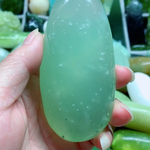 蛇纹石玉未镶嵌手把件