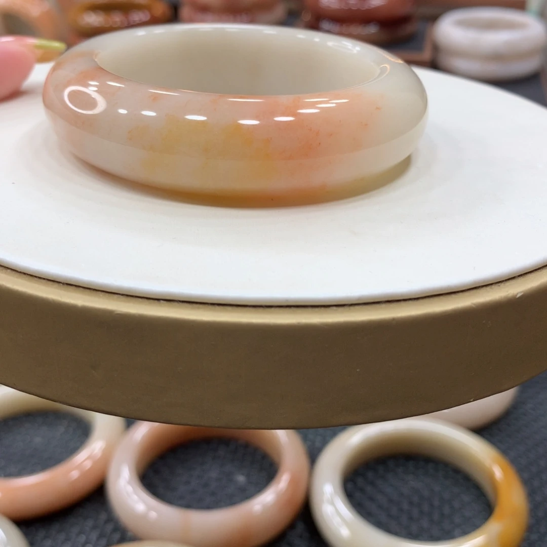 石英质玉合金手镯