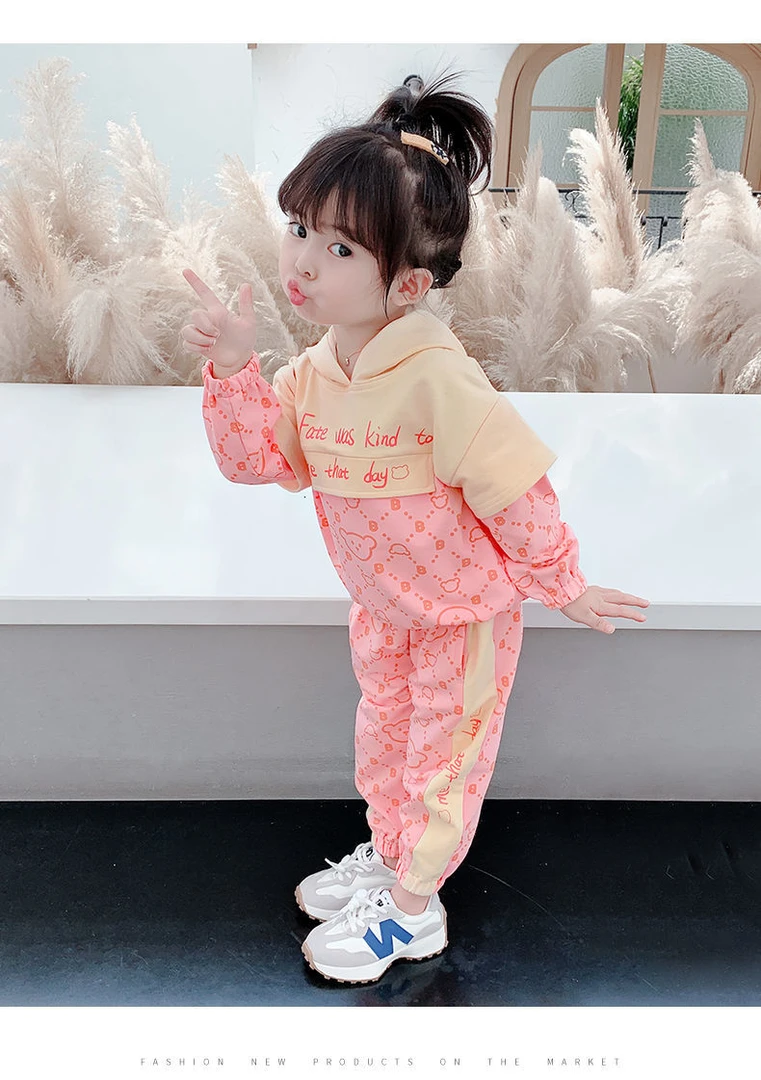 女童2025新款春秋运动套装儿童洋气连帽两件套小童网红女宝宝秋装