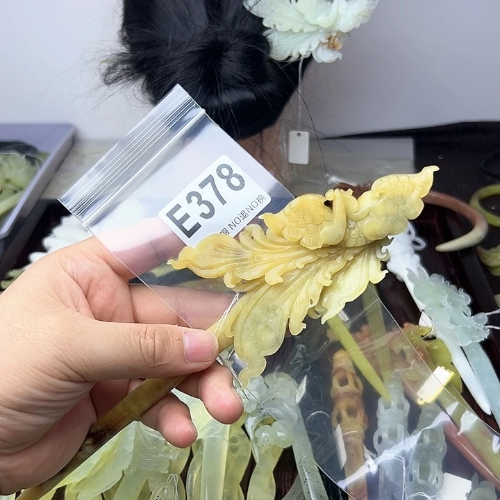 蛇纹石玉发饰合金?**?