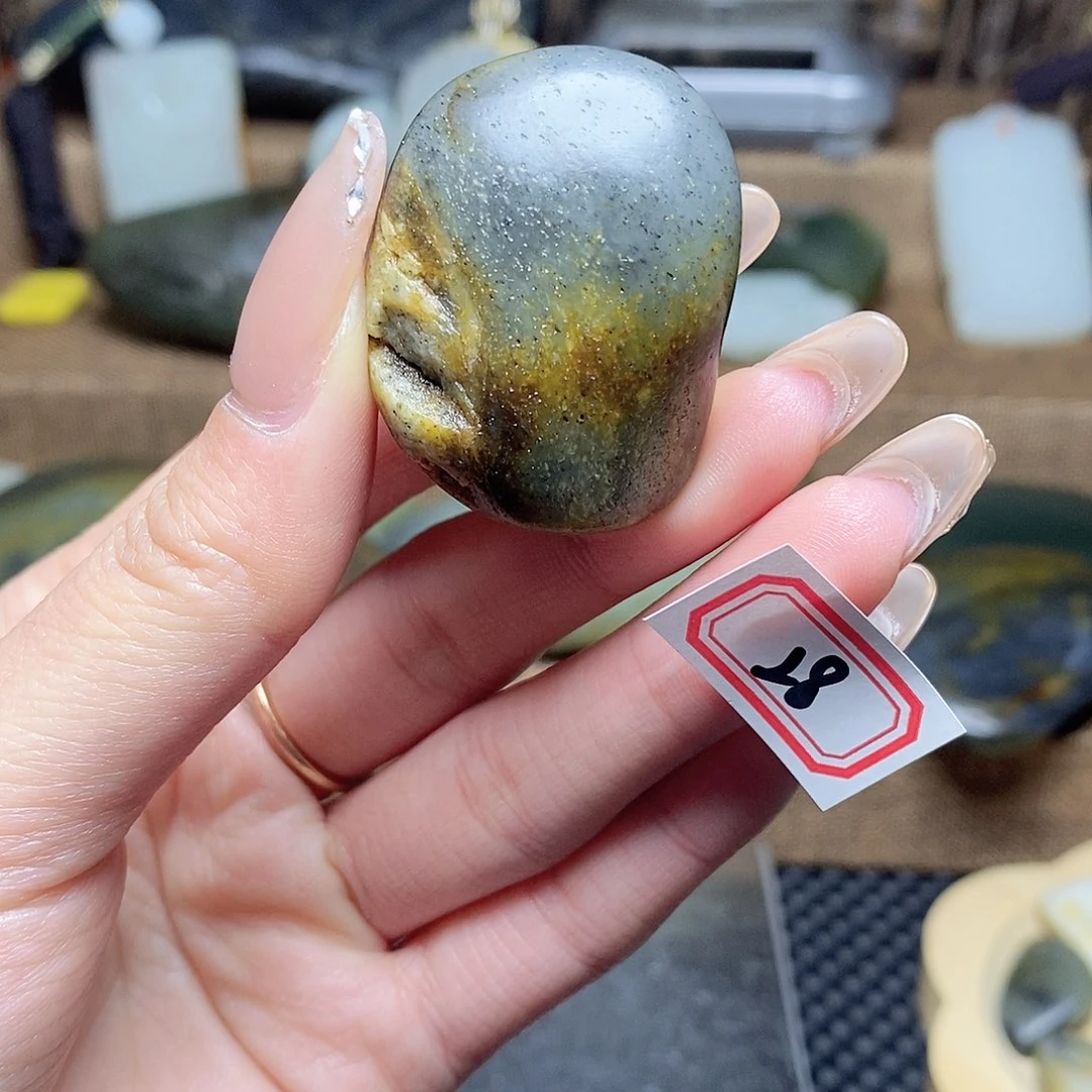 未镶嵌和田玉挂件28