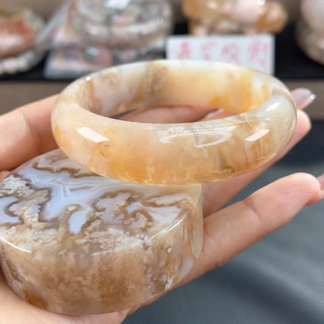 石英质玉未镶嵌手镯62