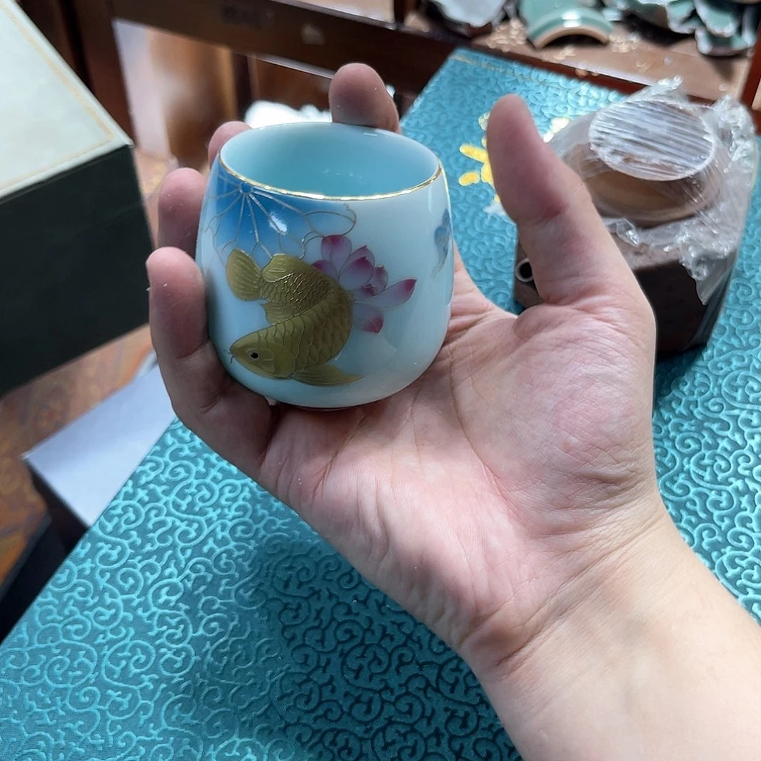 孤品茶具套装等。