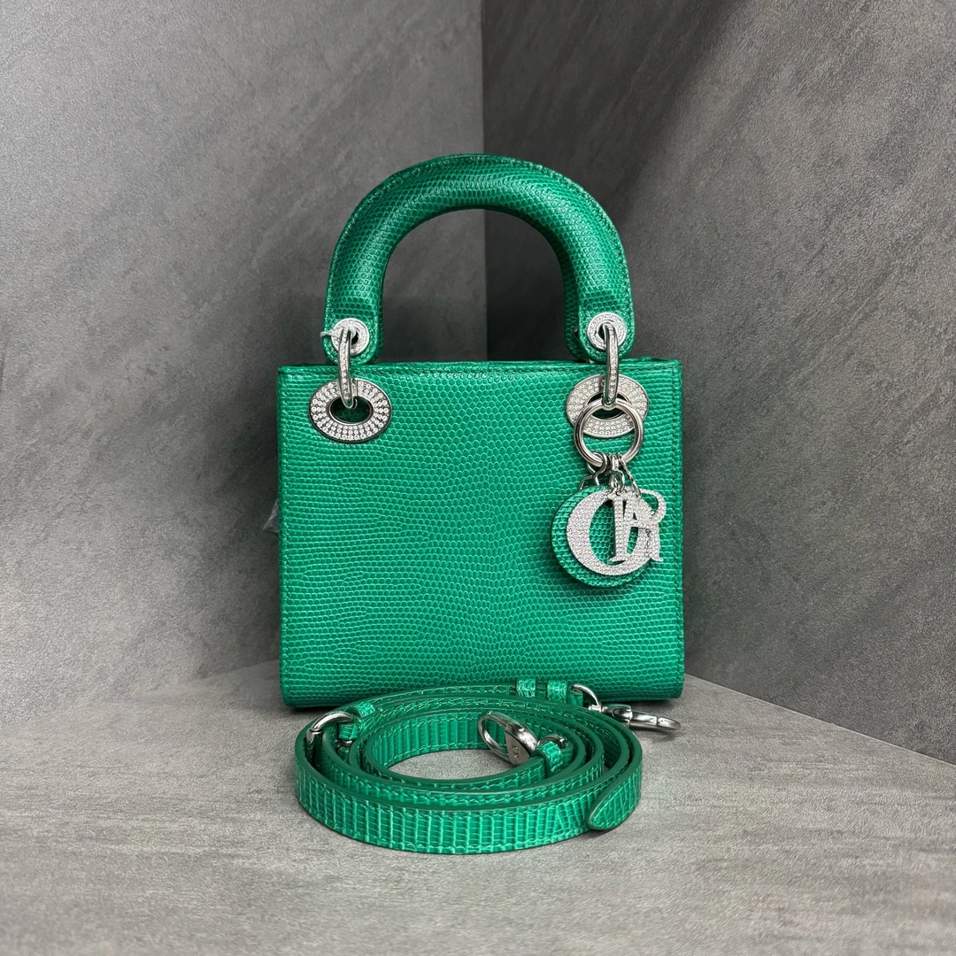 95新 DIOR/迪奥 迪奥 dior  戴妃三格 蜥蜴皮 钻扣 20年编码