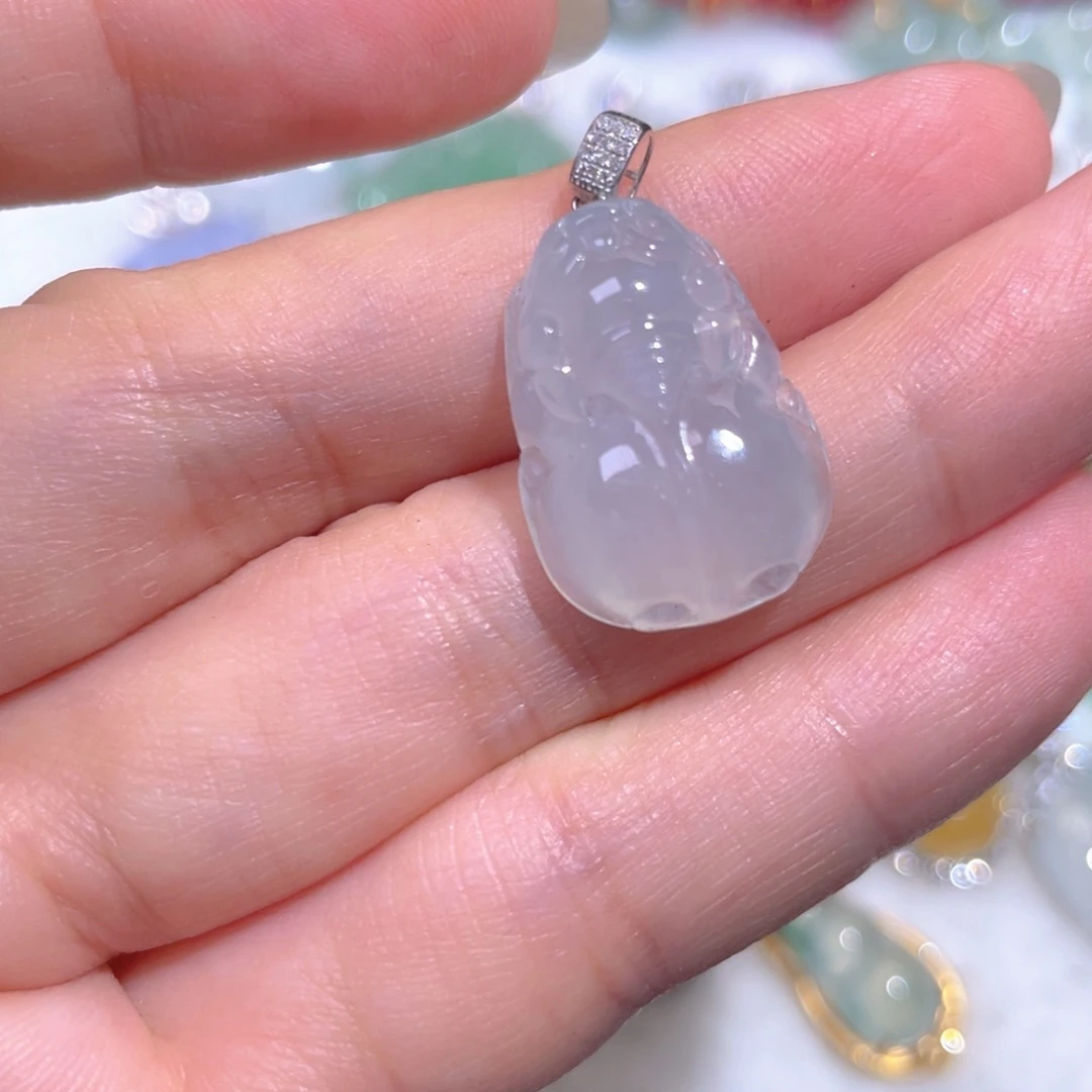 颈饰18K金镶嵌翡翠翡翠