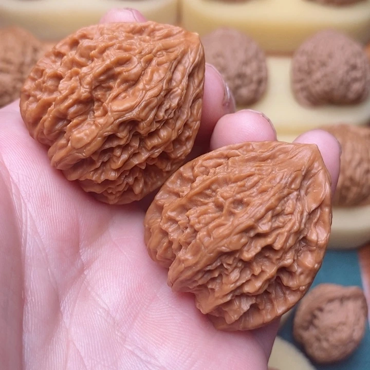 文玩核桃把件37高端佛塔骨疆雷佳音同款