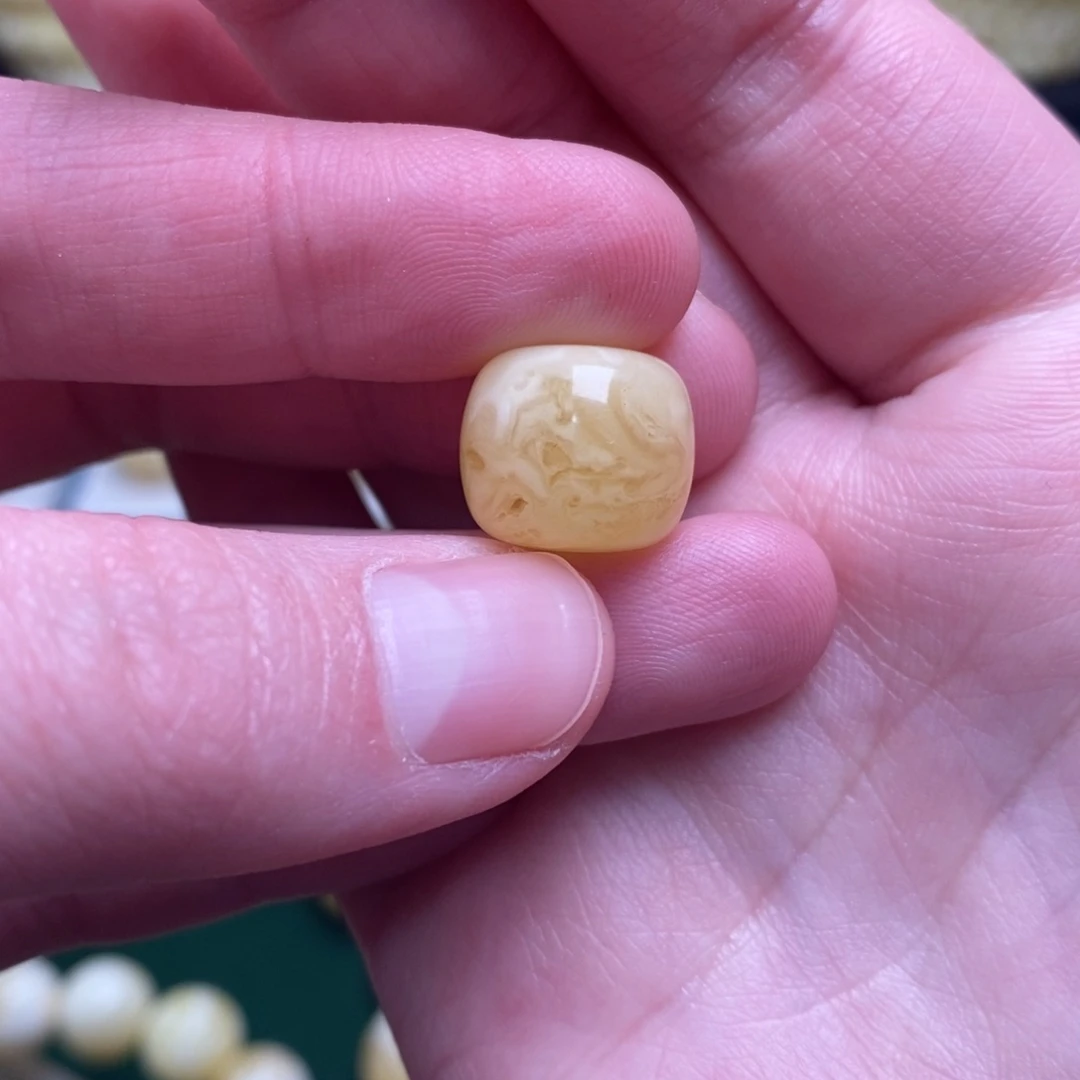 蜜蜡未镶嵌珠宝奇石13.5✖️11.7