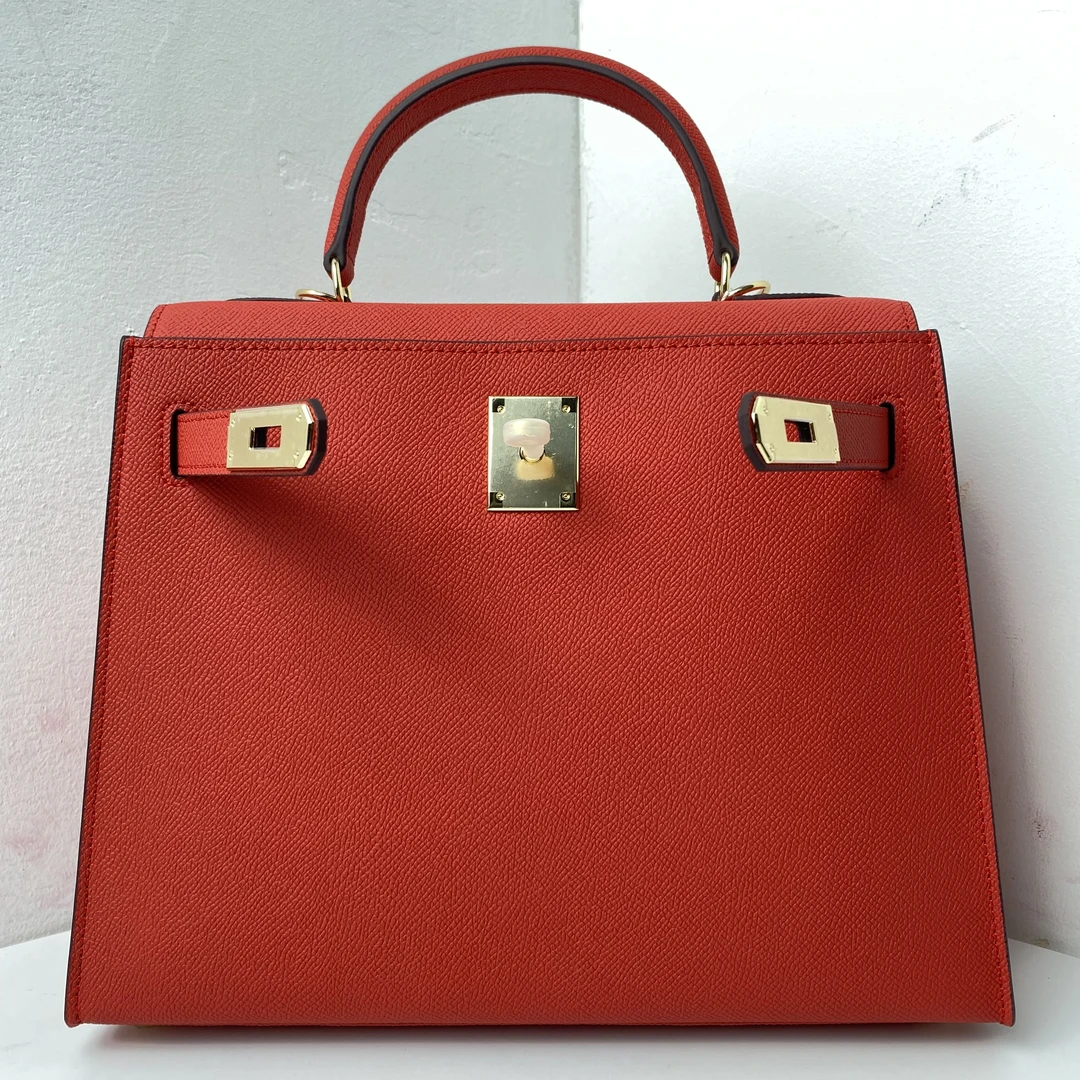 2114红【赠小马挂件和雨衣袋】精品女包单肩斜挎