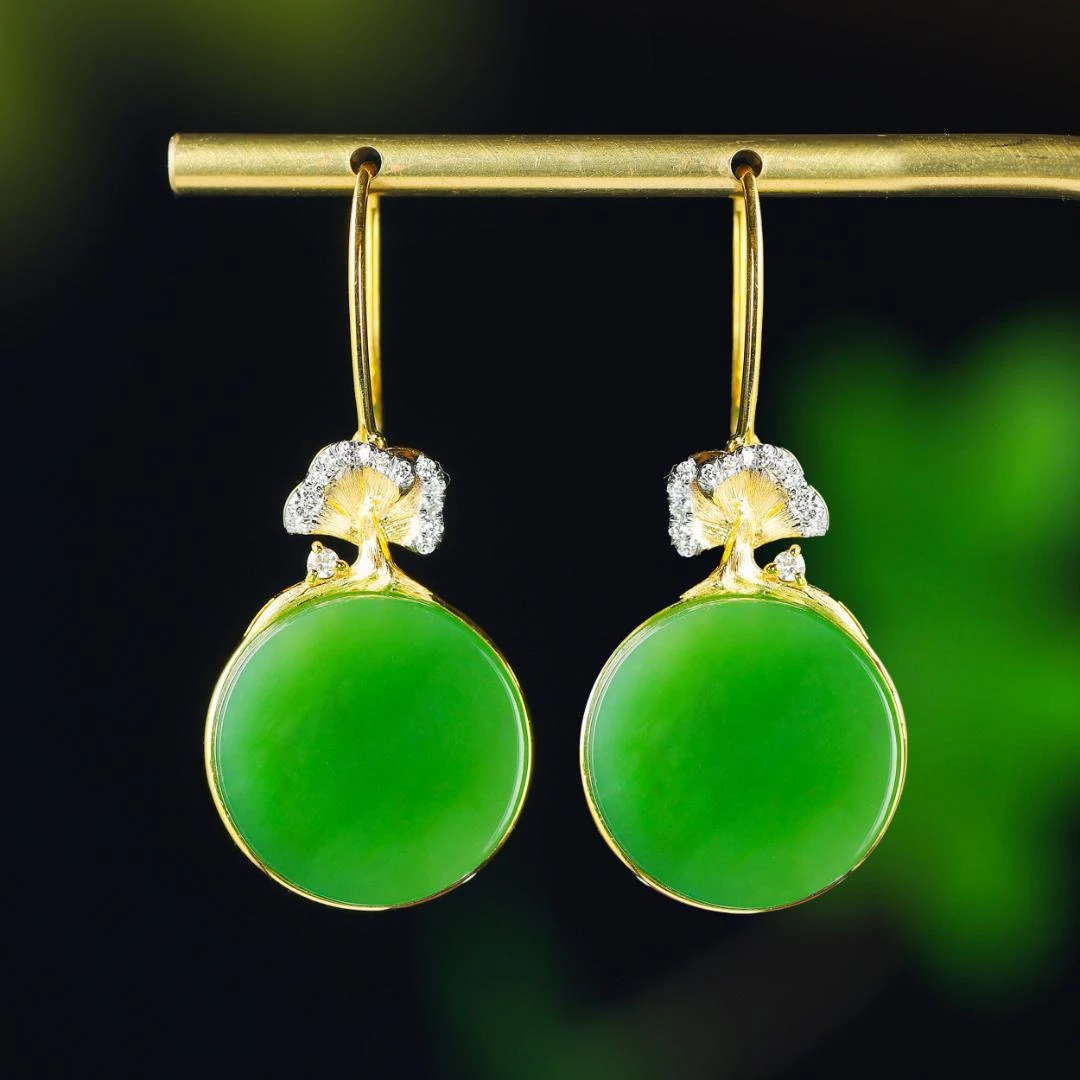 白玉世家放青松/18K金碧玉耳环DD