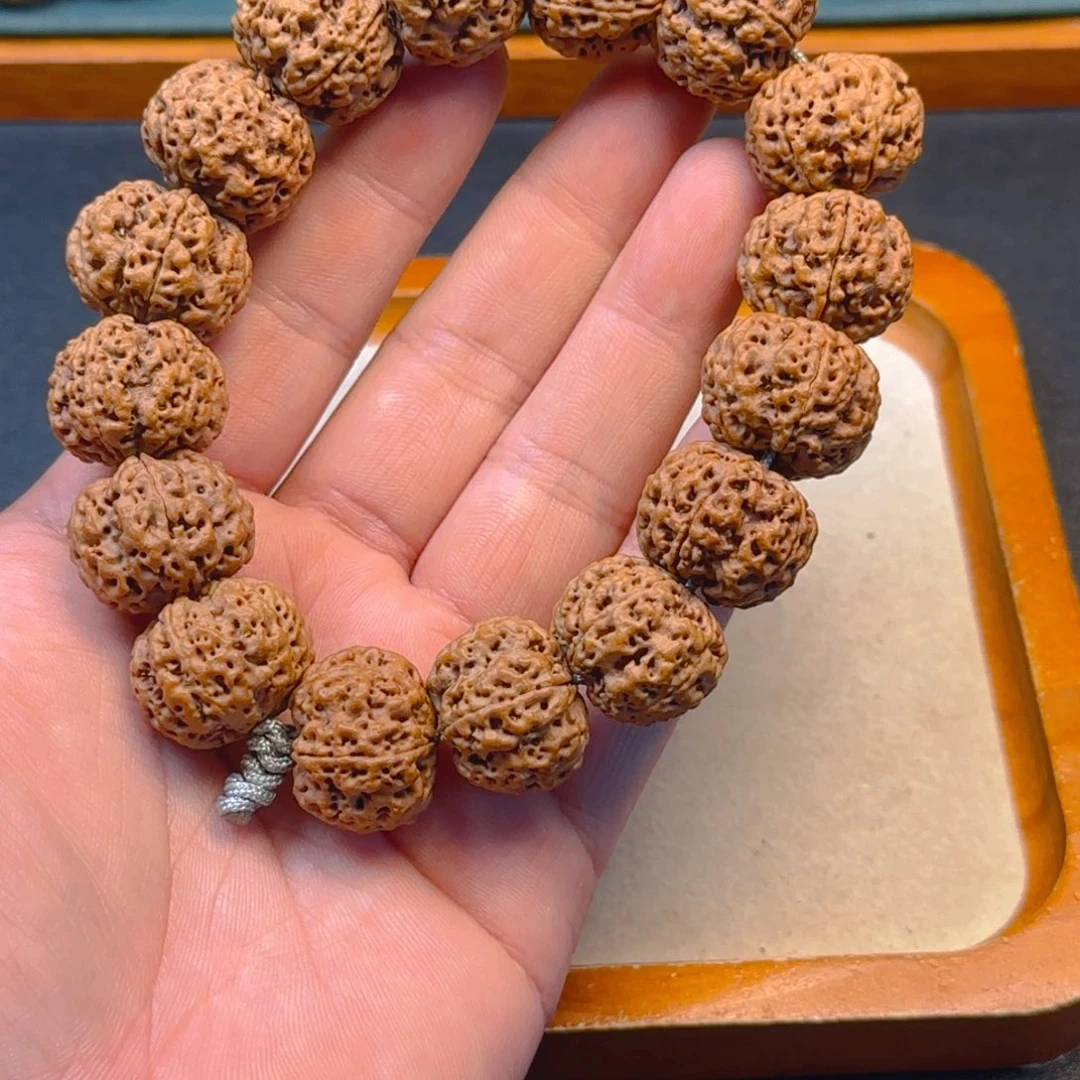 东***材金刚菩提手串平头梅花金刚菩提
