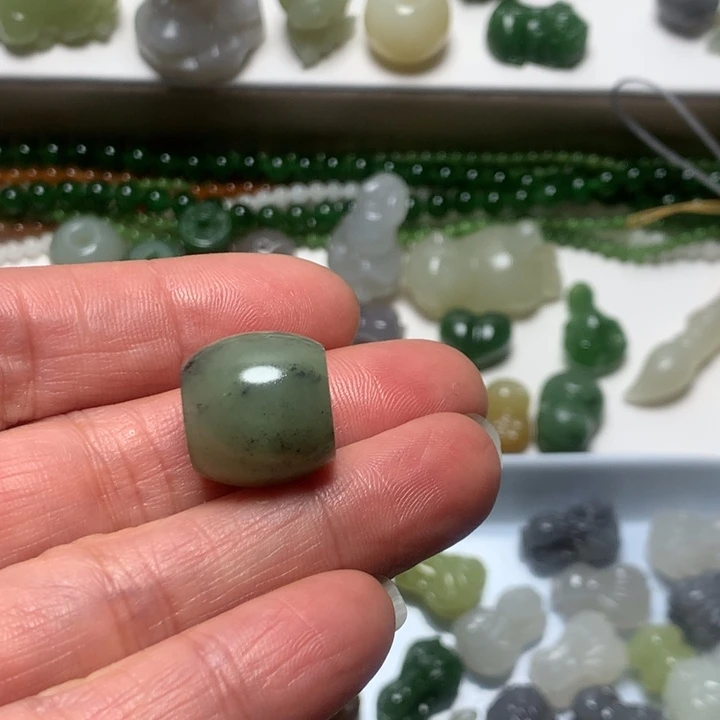 和田玉未镶嵌珠宝奇石