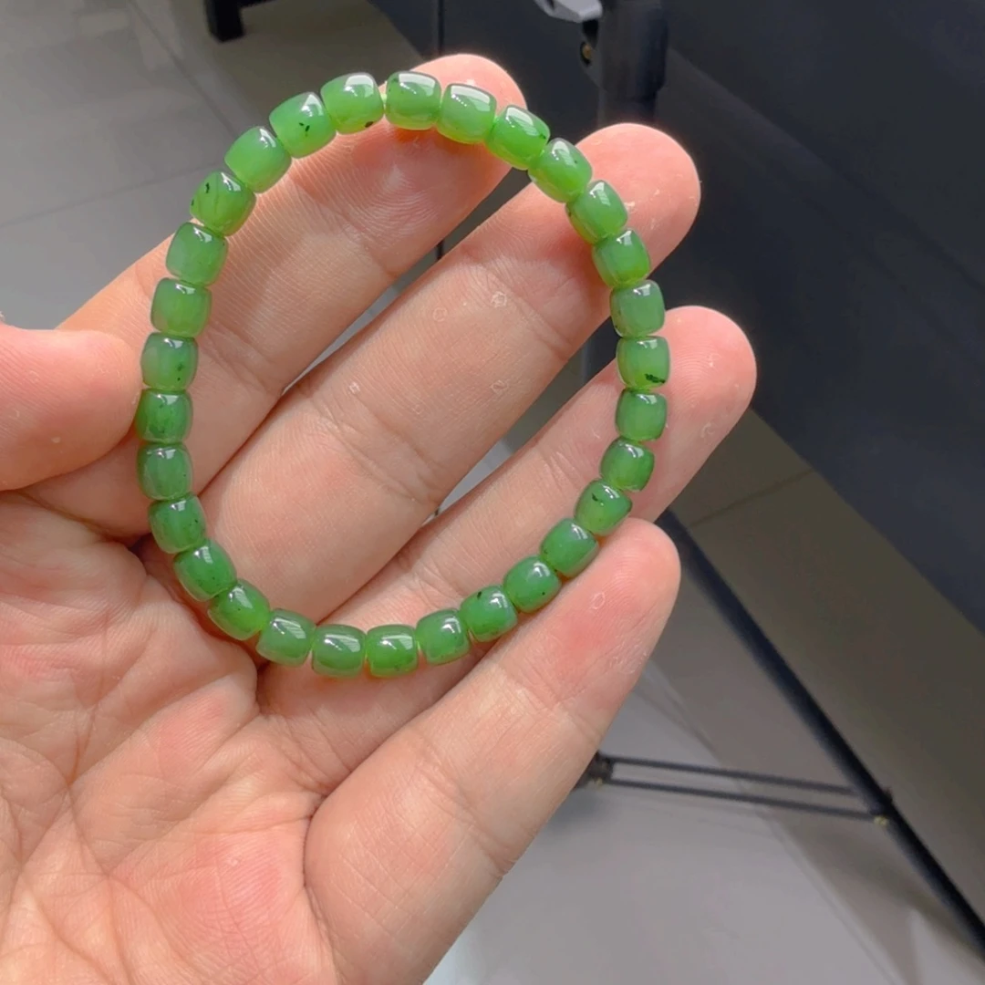 手链未镶嵌和田玉（碧玉）