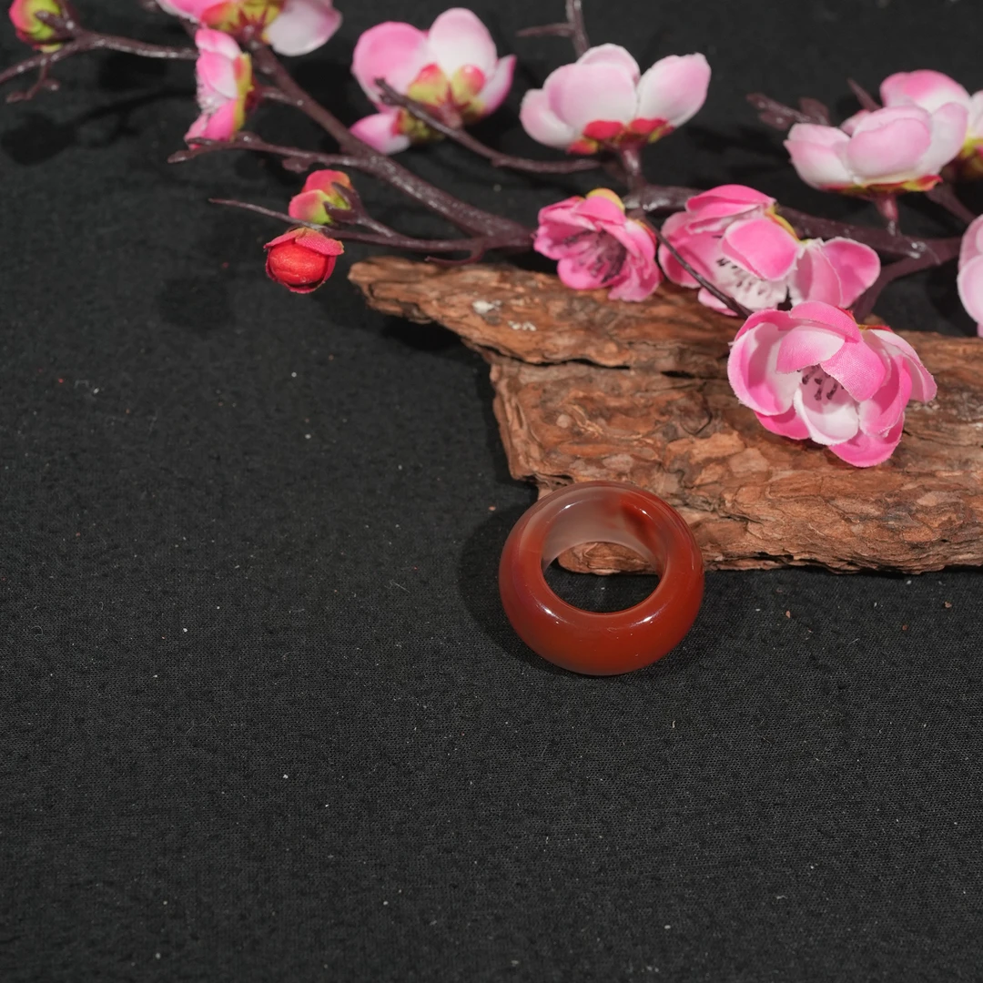 11.14香港王老板-南红扳指5n216