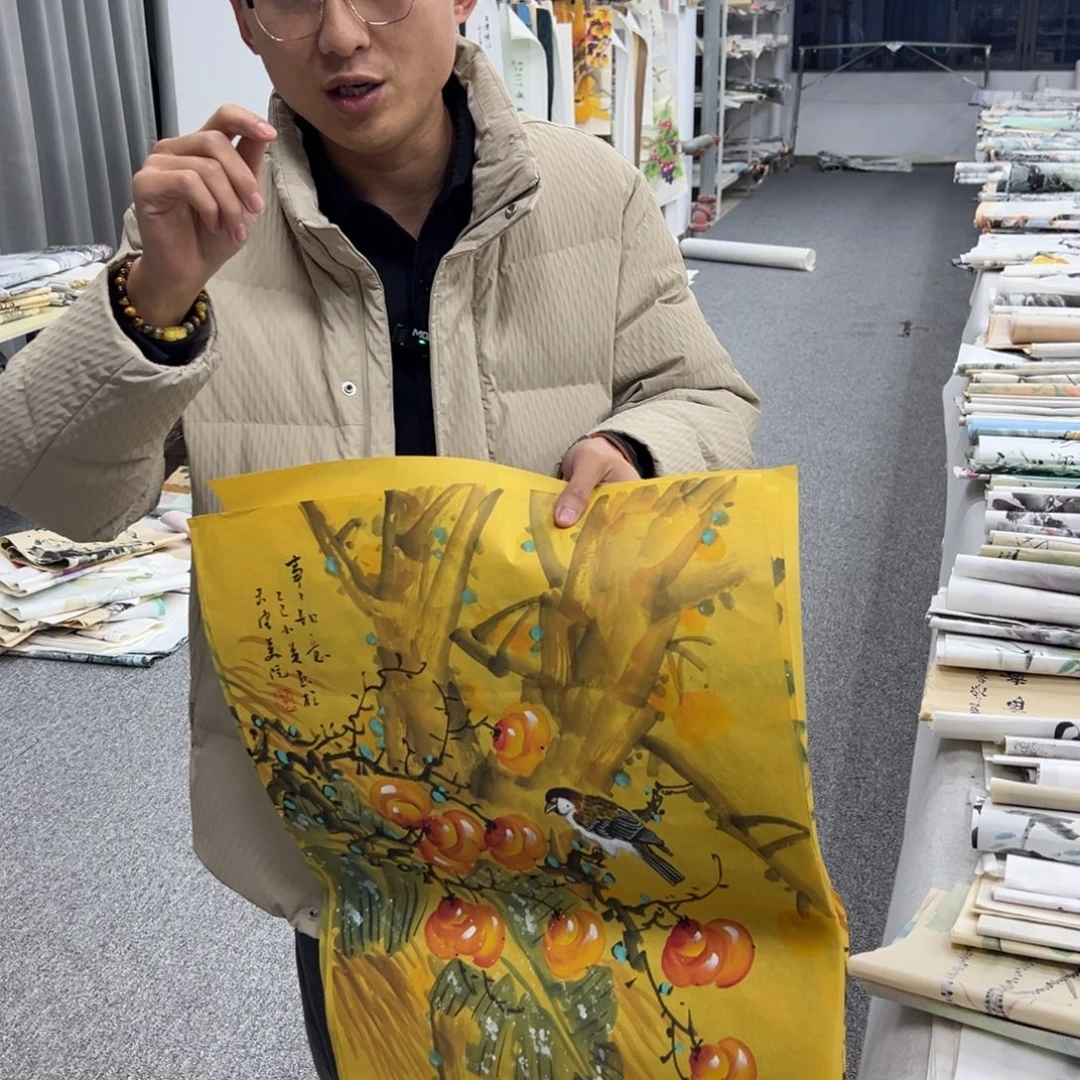 国画卖字画的小男孩