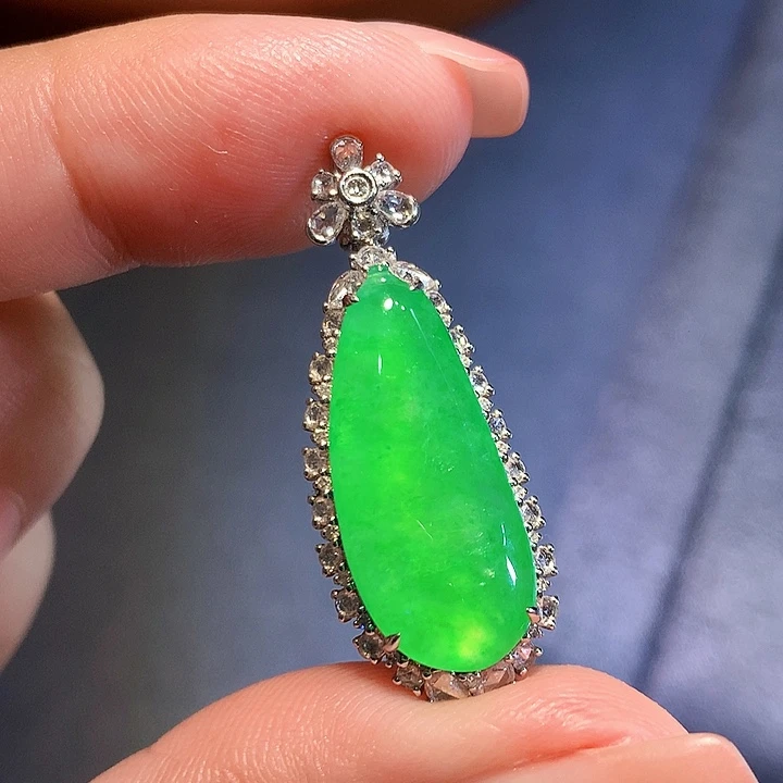 翡翠18K金镶嵌吊坠(不含链)