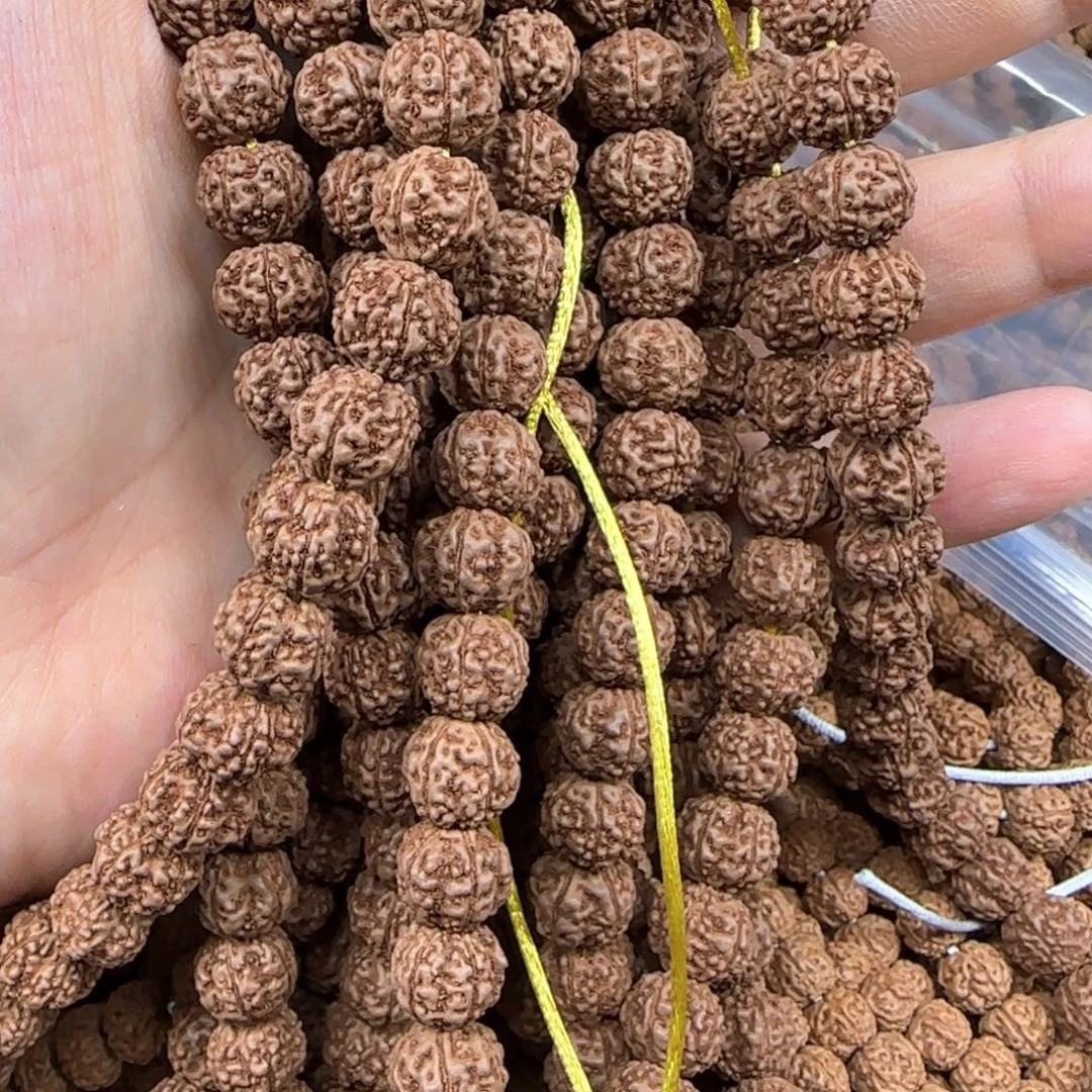 用***3吊坠金刚菩提红皮老树梅花