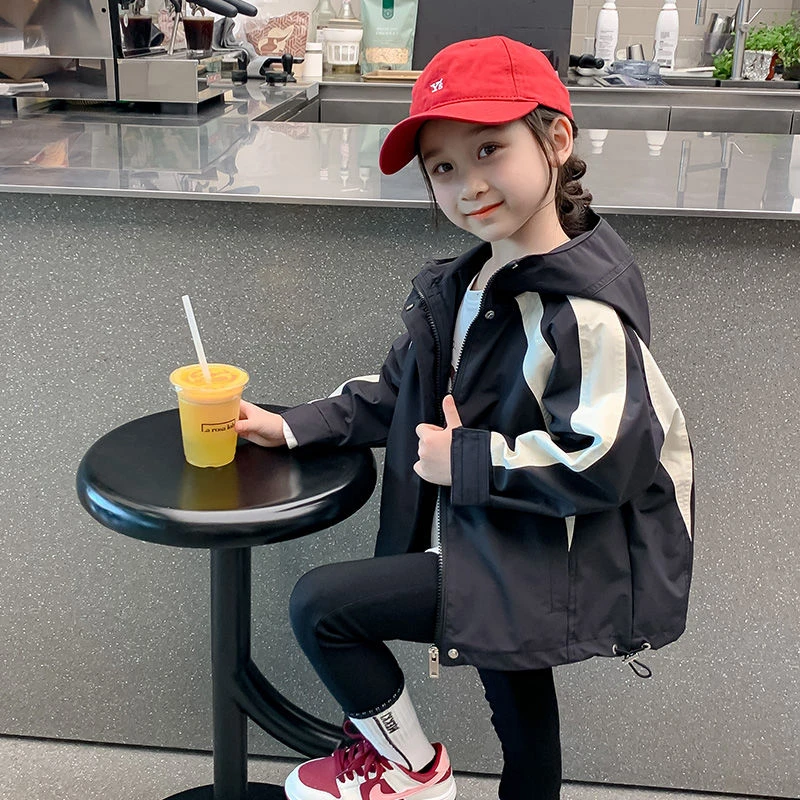 女童三防冲锋衣外套春秋款2025新款洋气时髦女宝宝秋款儿童装秋季