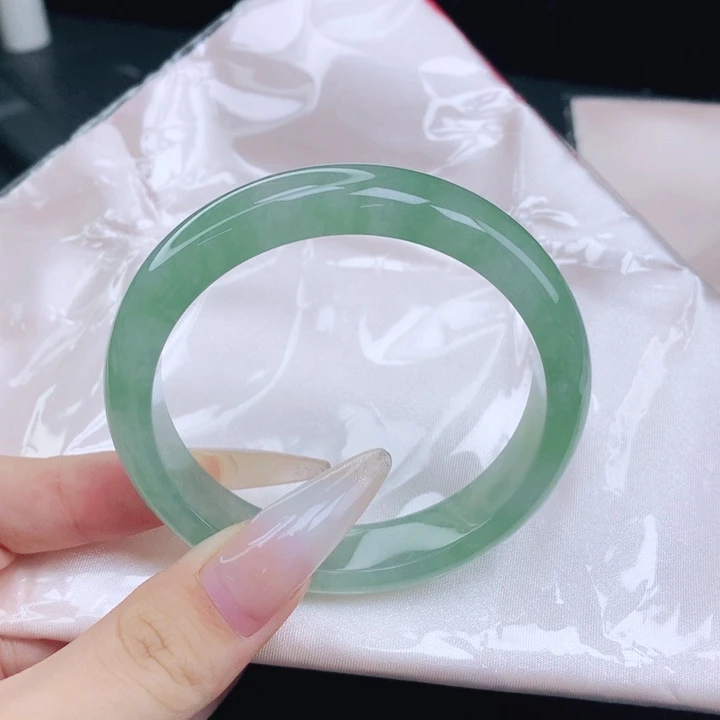 翡翠未镶嵌手镯56-57圈口