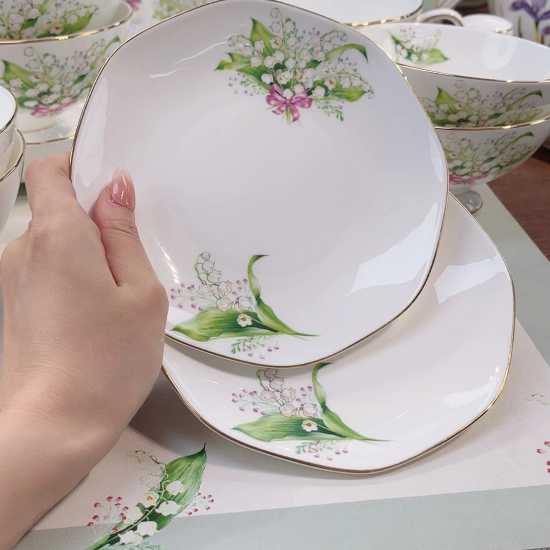 【闪购商品】瓷片盘盘————————