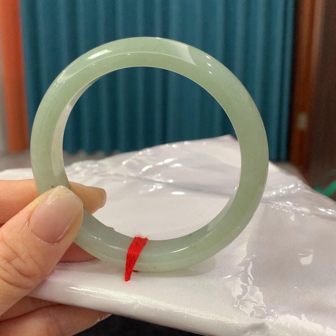 未镶嵌手镯翡翠完美者慎拍 圈口58