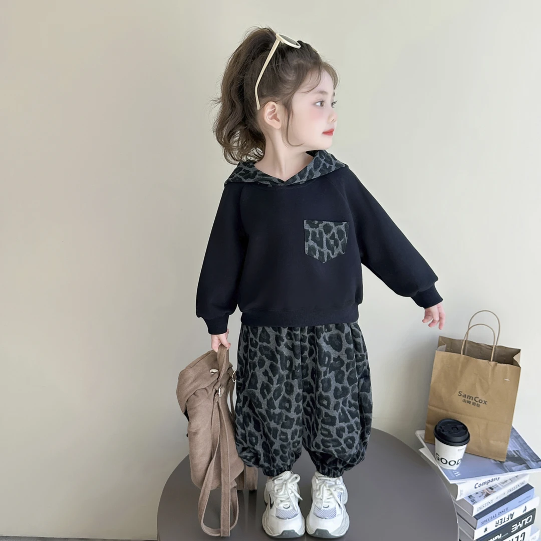 【潮酷童装】女童洋气童装2025秋装新款韩版豹纹连帽休闲卫衣卫裤