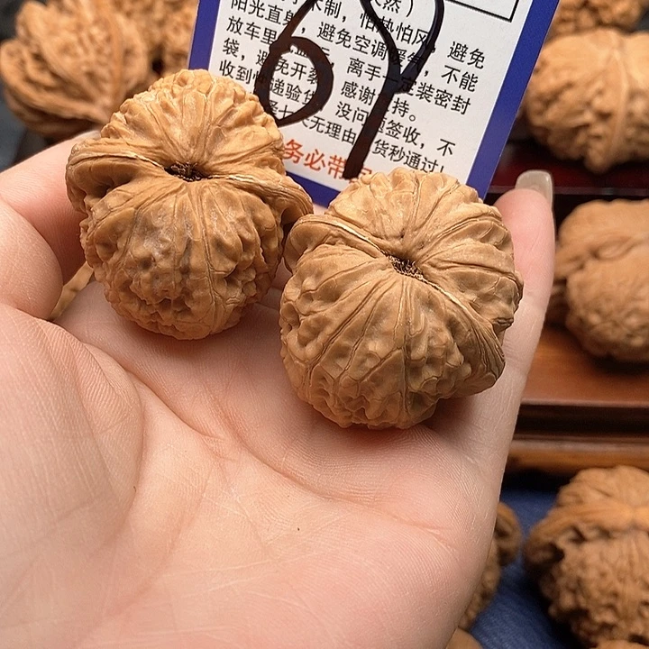 桃核吊坠元宝狮子头41