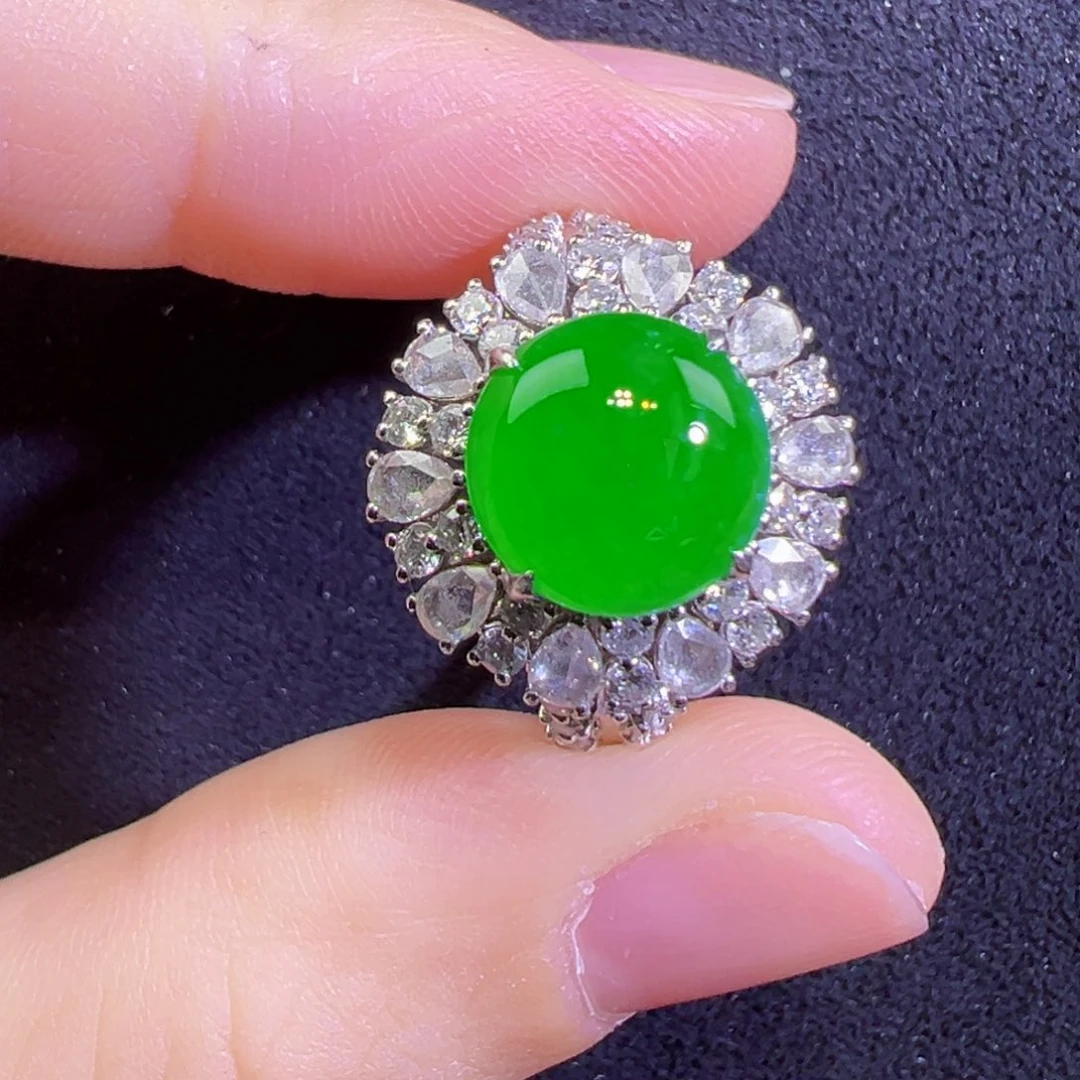 翡翠18K金镶嵌戒指戒指