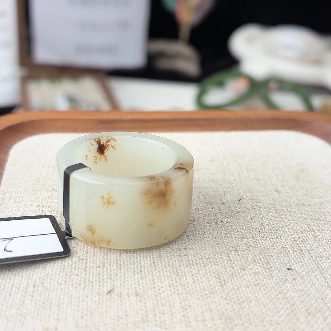 和田玉未镶嵌戒指L27冰白飘糖直切直径18.8不退换