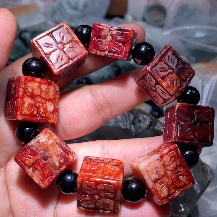 翡翠未镶嵌颈饰保真天然A货翡翠