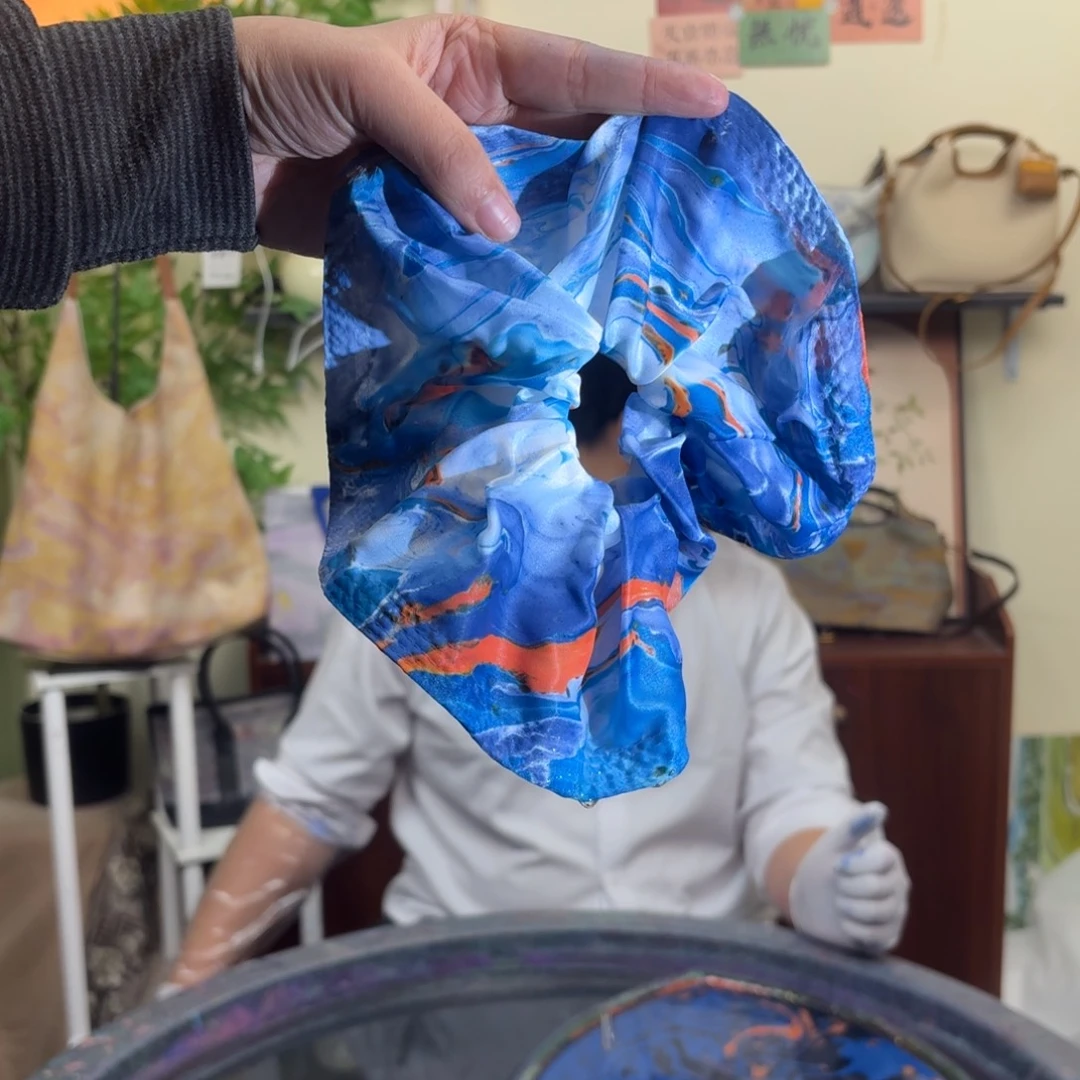 皮质铁合金饼饼发圈