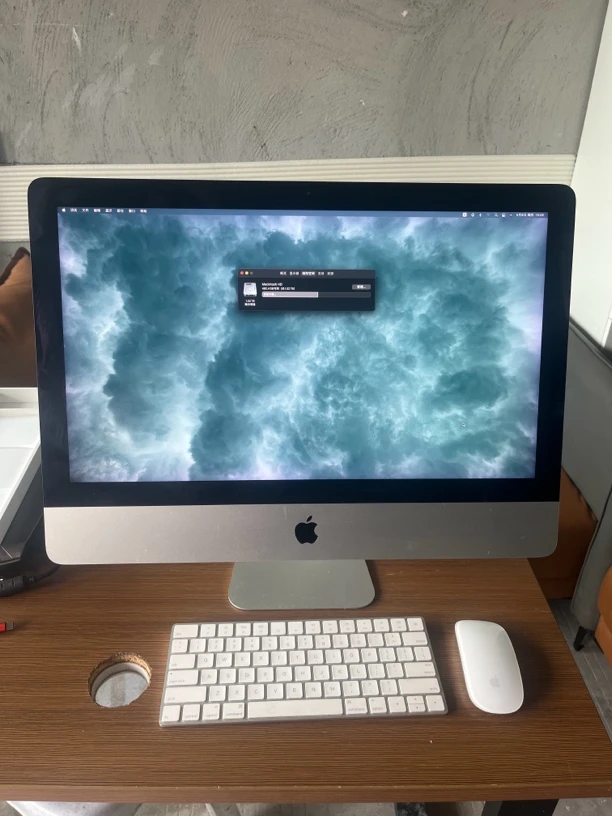 95新 Apple/苹果 21.5寸一体机i7CPU内存16g硬盘1t屏4k分辨率超薄
