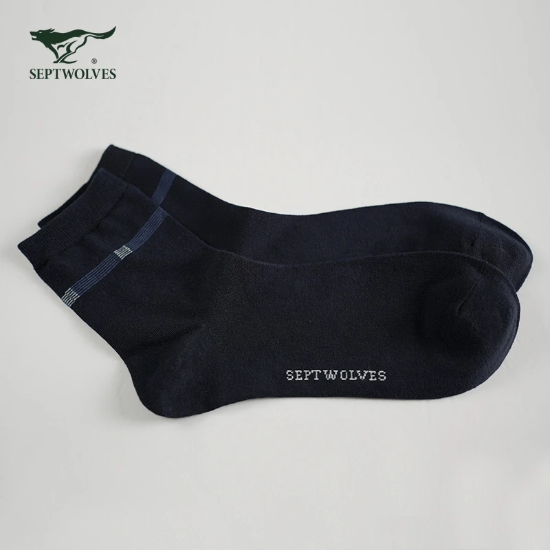 七匹狼官方正品袜子男款休闲透气男士棉男商务吸汗中筒6056