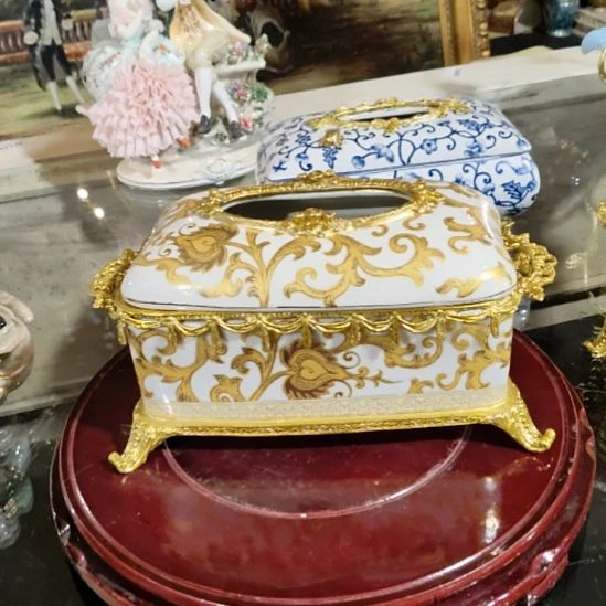 陶瓷铜配瓷纸巾盒