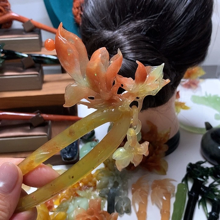 深***水蛇纹石玉合金发饰